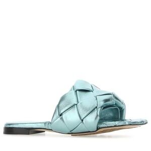 New w/ tags Bottega Veneta Lido sandals size 8 (retails: $1,395)